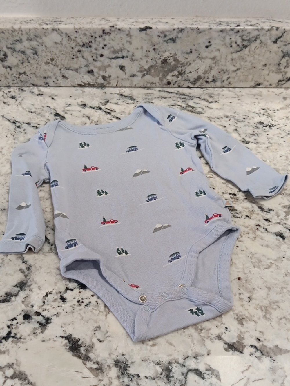 Gap 6- 12 Month Light Blue Long-Sleeve Baby One-Piece Bodysuit with Car Print
